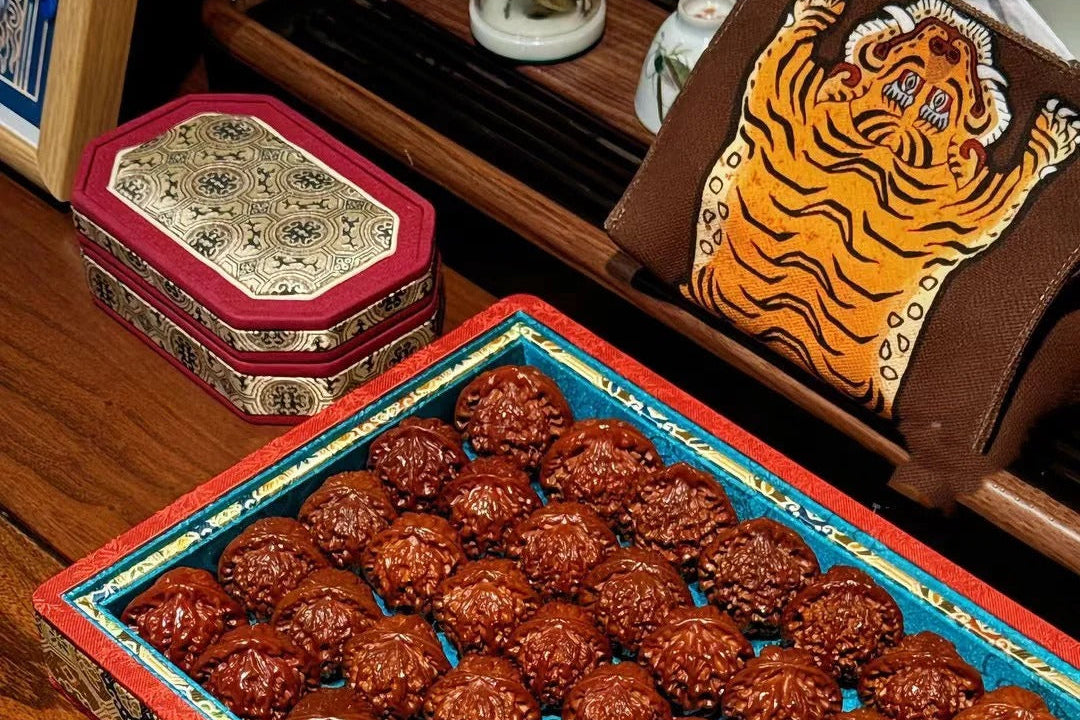 How to Choose Your First Wenwan Walnut Pair: A Buyer's Guide