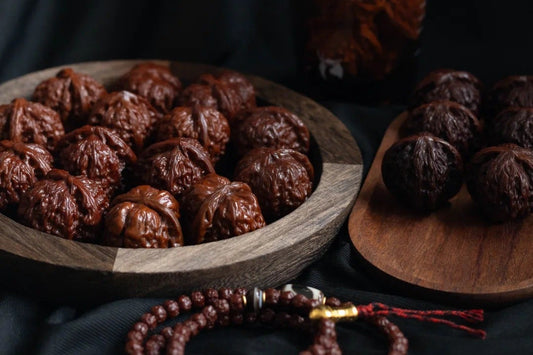 Real vs. Fake Wenwan Walnuts: How to Spot the Difference