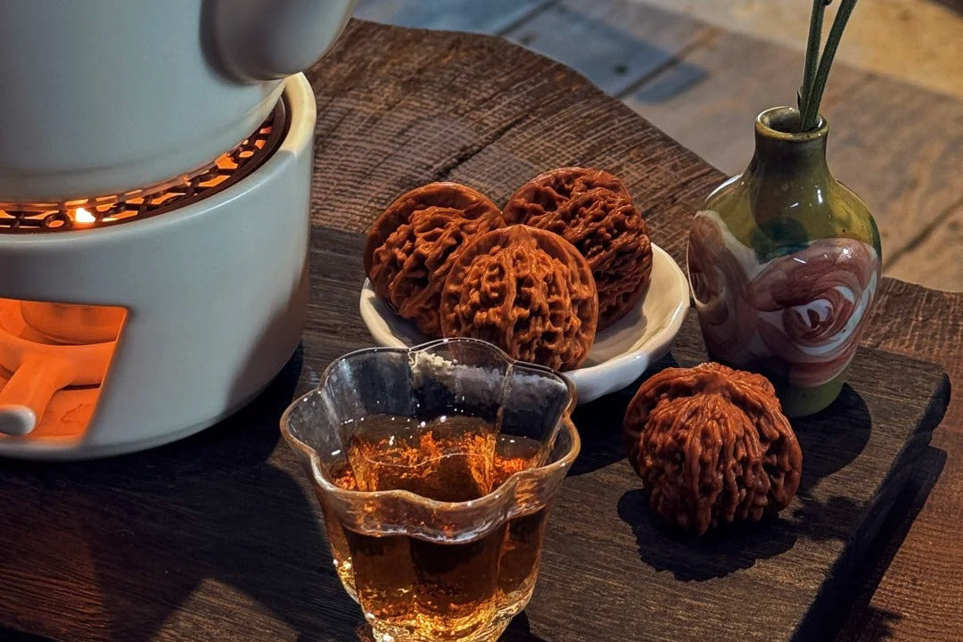 A Beginner's Guide to Wenwan Walnuts: What They Are, Benefits, and How to Choose Your First Pair